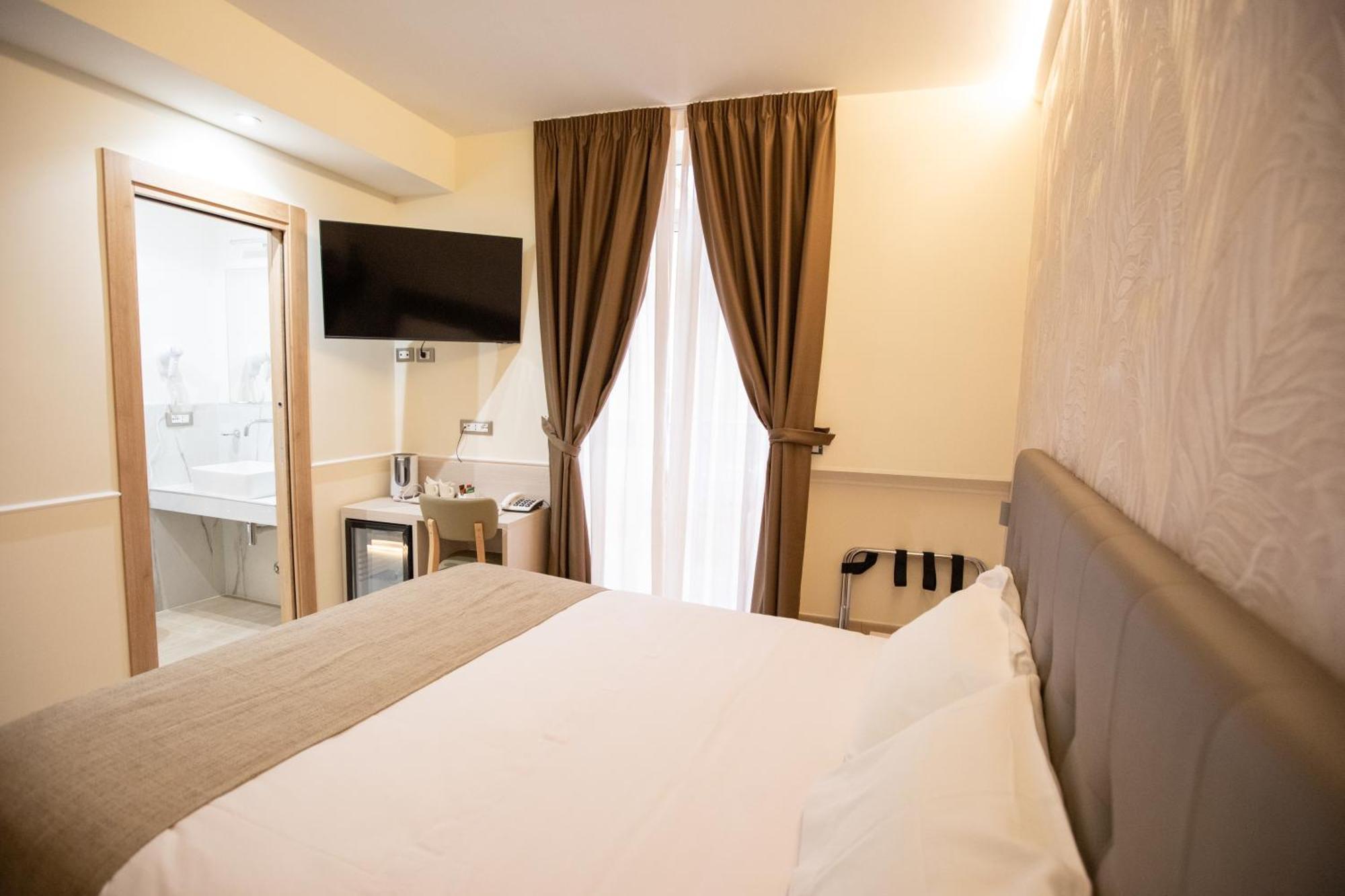 Hotel Maximus Roma Exterior foto
