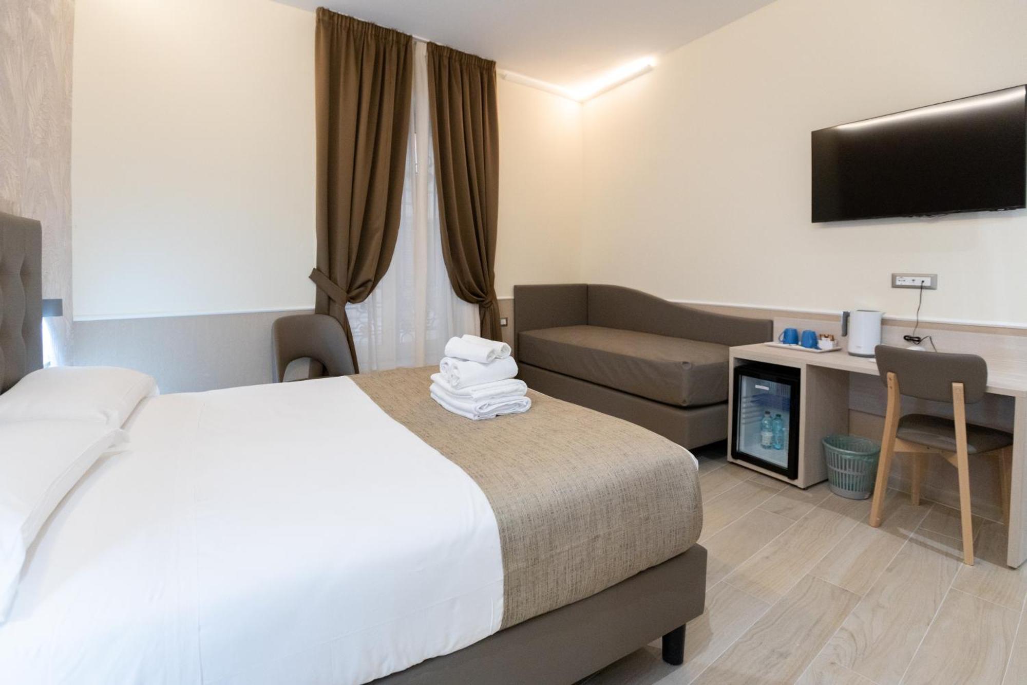 Hotel Maximus Roma Exterior foto